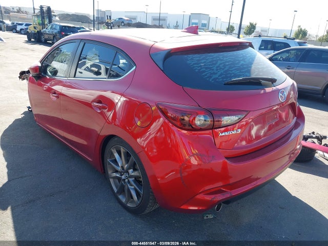 3MZBN1M39JM238364 Mazda Mazda3 Grand Touring