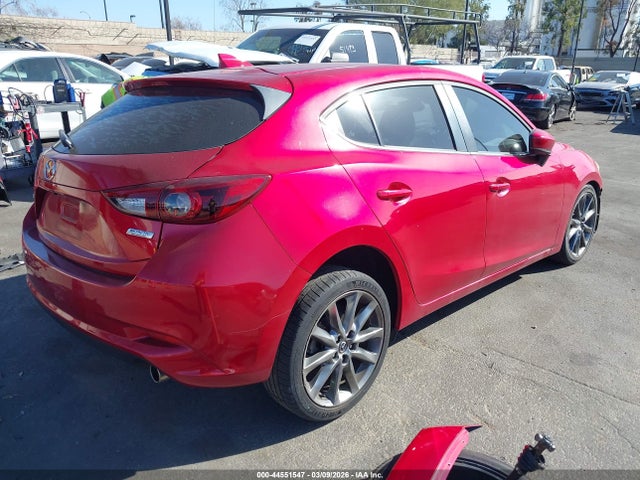 3MZBN1M39JM238364 Mazda Mazda3 Grand Touring