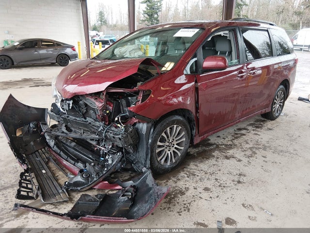 2018 TOYOTA SIENNA 5TDYZ3DC5JS938086 Photo 1