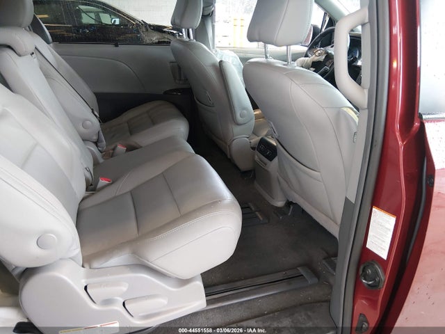 2018 TOYOTA SIENNA 5TDYZ3DC5JS938086 Photo 7