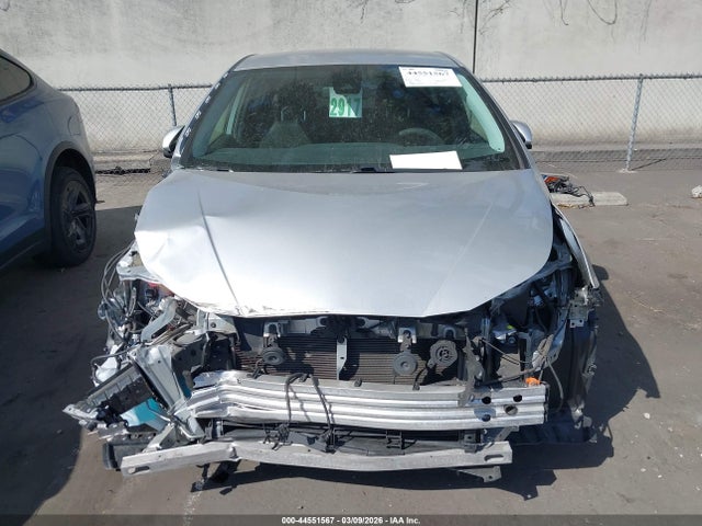 JTDKARFU9L3106499 Toyota Prius Le