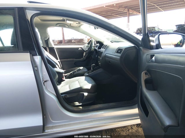 2012 Volkswagen Jetta 2.5l Se მანქანა იყიდება აუქციონზე, vin: 3VWDP7AJXCM416648, აუქციონის ნომერი: 44551569