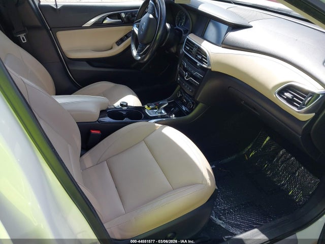 44551577 :رقم المزاد ، SJKCH5CP0HA027228 vin ، 2017 Infiniti Qx30 Premium مزاد بيع