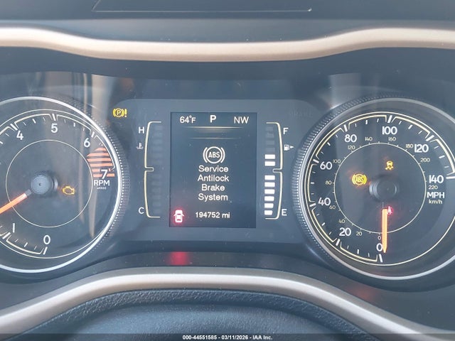 1C4PJLCB5GW281665 Jeep Cherokee Latitude