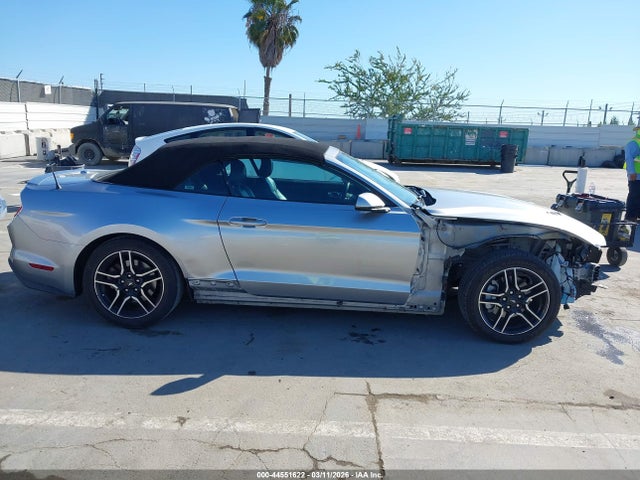 Ford Mustang Ecoboost Premium 2020 1FATP8UH2L5126333 Image 14