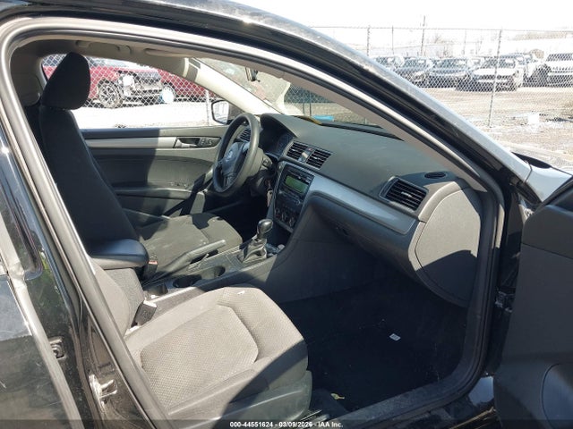 Aukcja sprzedaży 2013 Volkswagen Passat S, vin: 1VWAP7A35DC080706, numer aukcji: 44551624