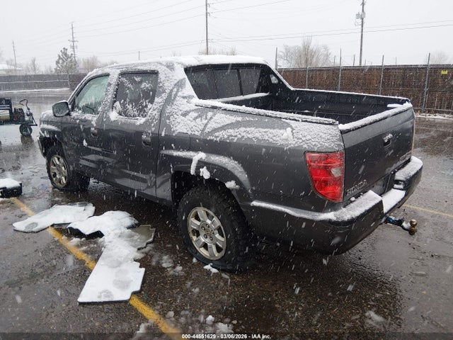 2011 HONDA RIDGELINE 5FPYK1F40BB007541 Photo 2