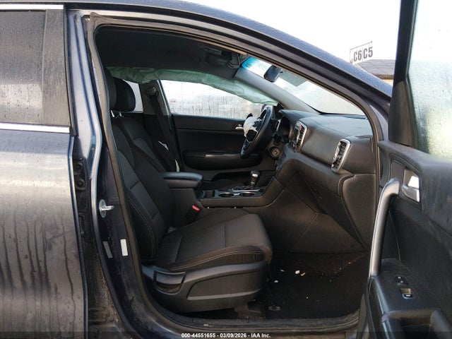 Продажа на аукционе авто 2019 Kia Sportage Lx, vin: KNDPMCAC1K7533241, номер лота: 44551655