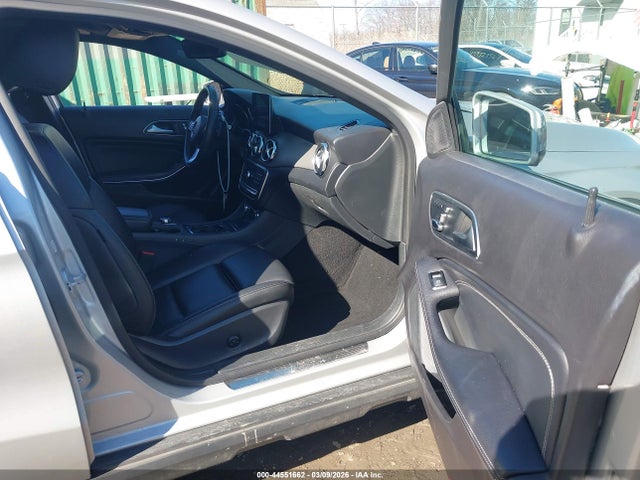 2018 Mercedes-benz Gla 250 4matic მანქანა იყიდება აუქციონზე, vin: WDCTG4GB7JJ440018, აუქციონის ნომერი: 44551662