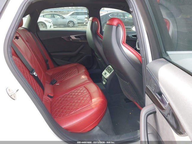 44551680 :رقم المزاد ، WAUC4AF46JA002930 vin ، 2018 Audi S4 3.0t Premium Plus مزاد بيع