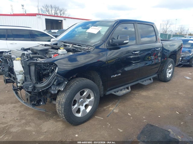 2019 RAM 1500 1C6RRFFG8KN767189 Photo 1
