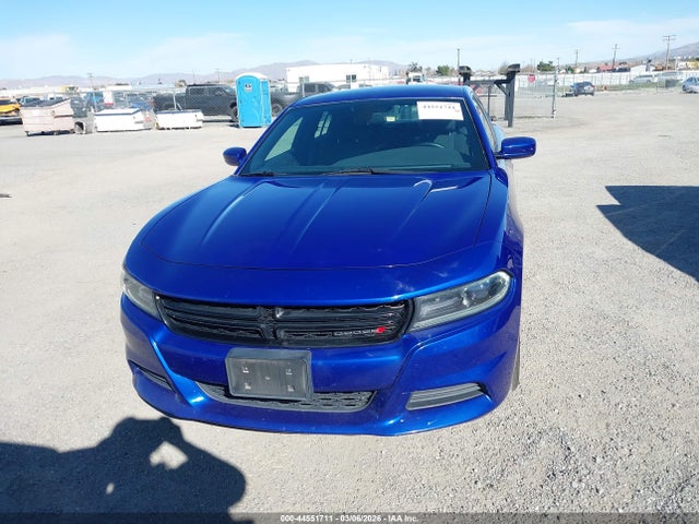 2C3CDXBG5LH165762 Dodge Charger Sxt Rwd