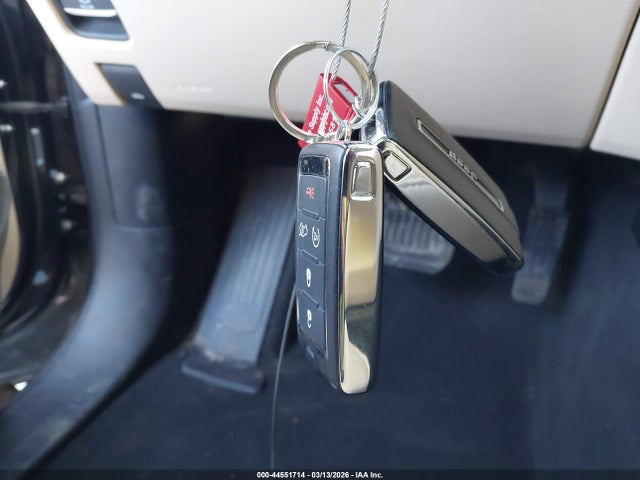 Продажа на аукционе авто 2024 Jeep Grand Cherokee L Limited 4x4, vin: 1C4RJKBG9R8939267, номер лота: 44551714
