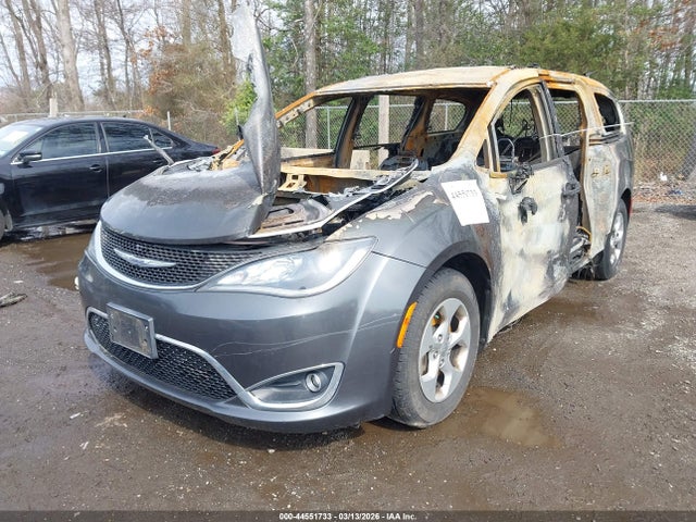 44551733 :رقم المزاد ، 2C4RC1EG0HR514863 vin ، 2017 Chrysler Pacifica Touring-l Plus مزاد بيع