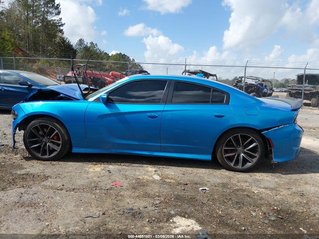 44551801 :رقم المزاد ، 2C3CDXGJ8FH858852 vin ، 2015 Dodge Charger R/t Scat Pack مزاد بيع
