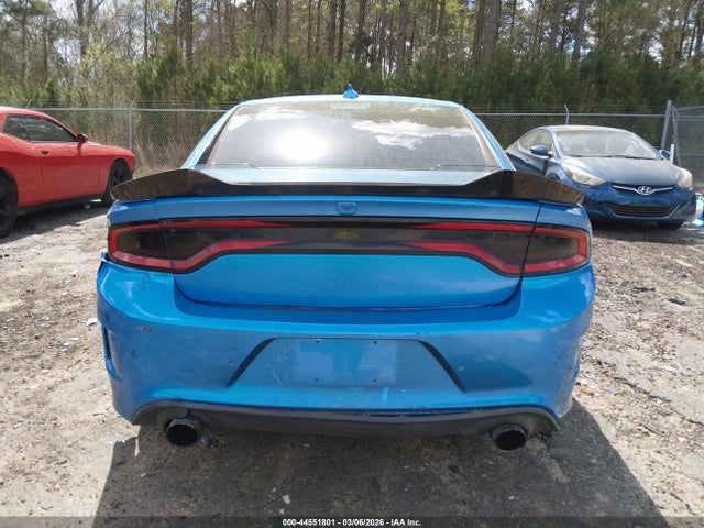 44551801 :رقم المزاد ، 2C3CDXGJ8FH858852 vin ، 2015 Dodge Charger R/t Scat Pack مزاد بيع