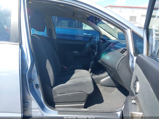 44551808 :رقم المزاد ، 3N1BC1CP3BL416275 vin ، 2011 Nissan Versa 1.8s مزاد بيع