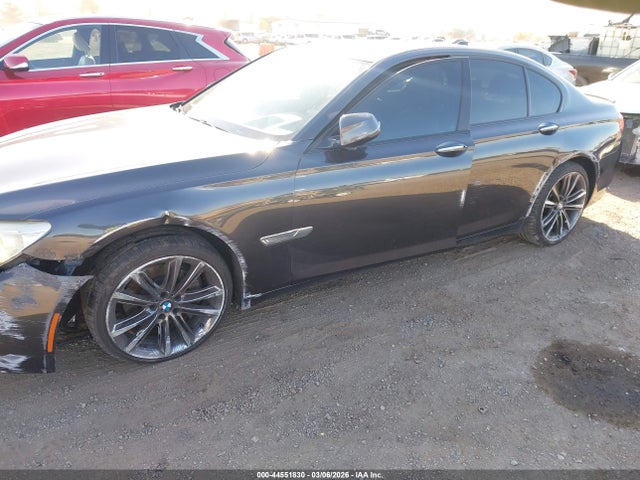 2014 BMW 740I WBAYA6C5XED826622 Photo 5