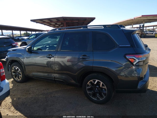 Subaru Forester Premium 2025 JF2SLDDC3SH583567 Image 15
