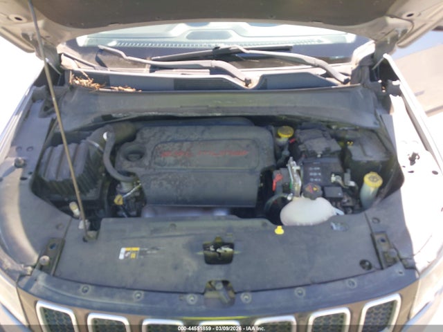 Jeep Compass Latitude 4x4 2018 3C4NJDBB4JT176692 Image 10