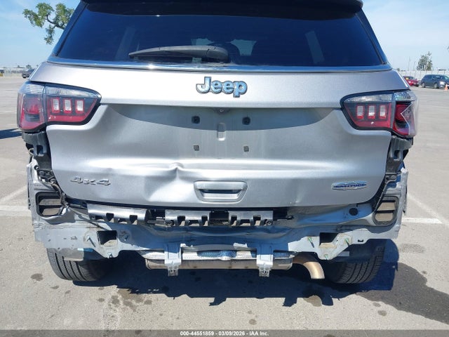 Jeep Compass Latitude 4x4 2018 3C4NJDBB4JT176692 Image 6