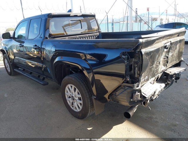 2024 TOYOTA TACOMA 3TMLB5JN4RM017439 Photo 2