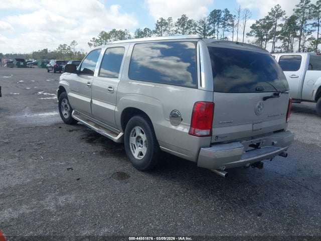 2005 CADILLAC ESCALADE ESV 3GYFK66N55G156123 Photo 2