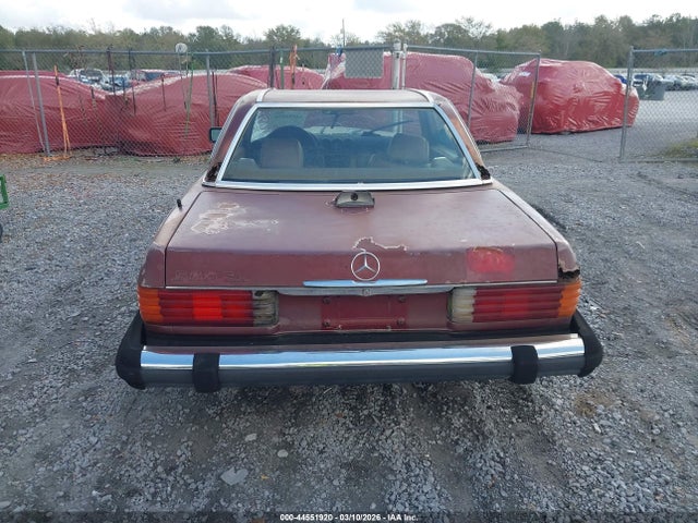 1986 Mercedes-benz 560 Sl მანქანა იყიდება აუქციონზე, vin: WDBBA48D5GA037990, აუქციონის ნომერი: 44551920