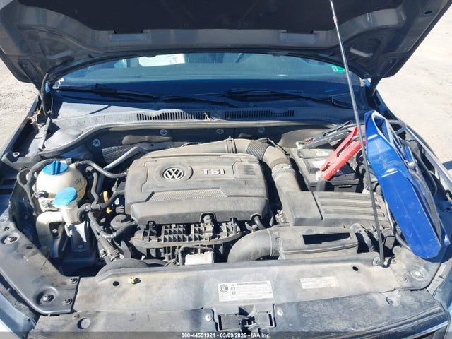 44551921 :رقم المزاد ، 3VWD17AJ1GM298402 vin ، 2016 Volkswagen Jetta 1.8t Sport مزاد بيع