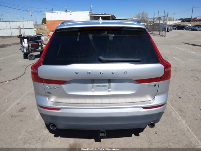 LYV102RK8JB117611 Volvo Xc60 T5 Momentum