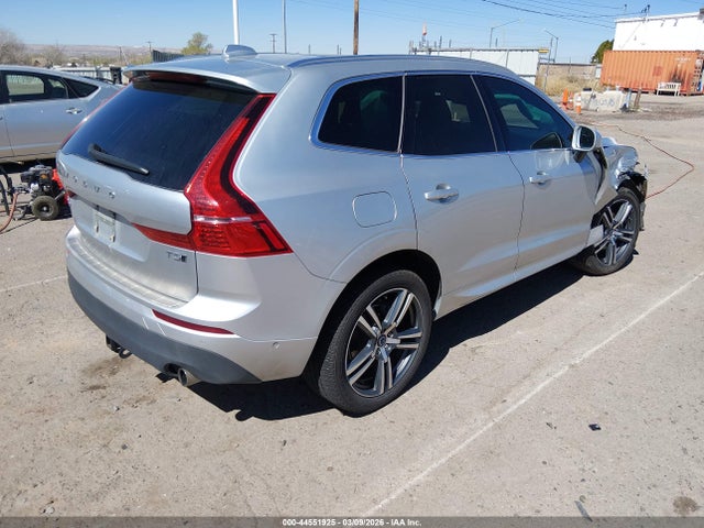 LYV102RK8JB117611 Volvo Xc60 T5 Momentum
