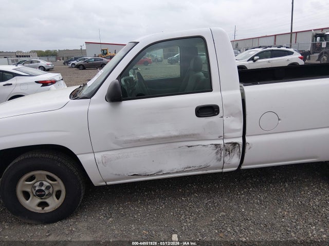 44551928 :رقم المزاد ، 1GTEC14V23E377378 vin ، 2003 Gmc Sierra 1500 Work Truck مزاد بيع