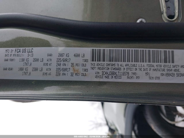 44551962 :رقم المزاد ، 3C4NJDBBXLT116578 vin ، 2020 Jeep Compass Latitude 4x4 مزاد بيع