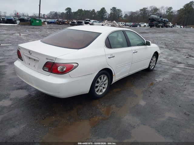 2004 Lexus Es 330 მანქანა იყიდება აუქციონზე, vin: JTHBA30GX45002351, აუქციონის ნომერი: 44551975