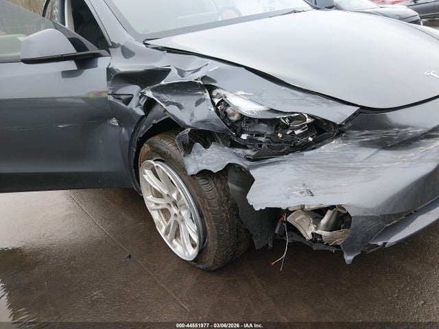 7SAYGDEEXPF911378 Tesla Model Y Awd/long Range Dual Motor All-wheel Drive