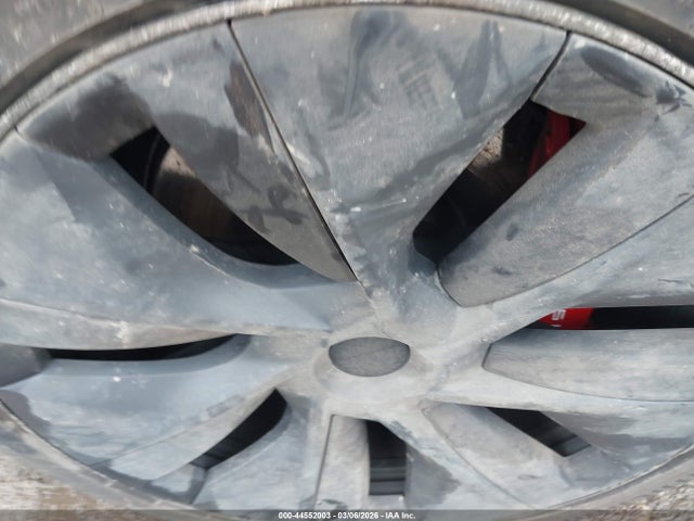 2021 Tesla Model Y Long Range Dual Motor All-wheel Drive მანქანა იყიდება აუქციონზე, vin: 5YJYGDEE5MF072264, აუქციონის ნომერი: 44552003
