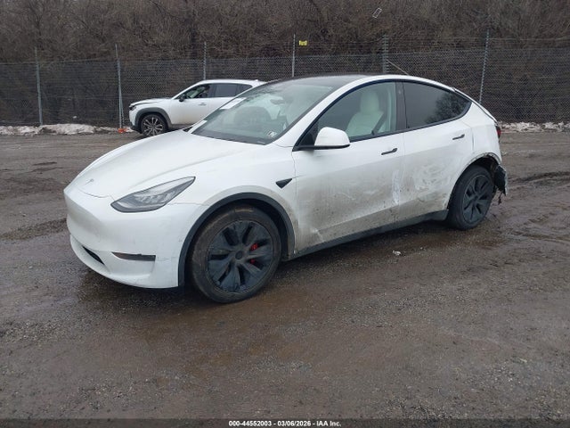 2021 Tesla Model Y Long Range Dual Motor All-wheel Drive მანქანა იყიდება აუქციონზე, vin: 5YJYGDEE5MF072264, აუქციონის ნომერი: 44552003