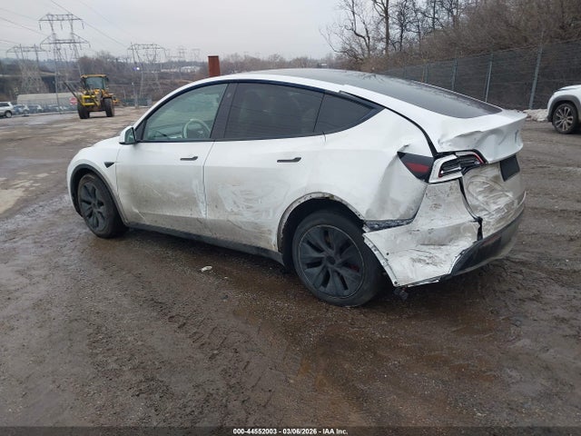 2021 Tesla Model Y Long Range Dual Motor All-wheel Drive მანქანა იყიდება აუქციონზე, vin: 5YJYGDEE5MF072264, აუქციონის ნომერი: 44552003