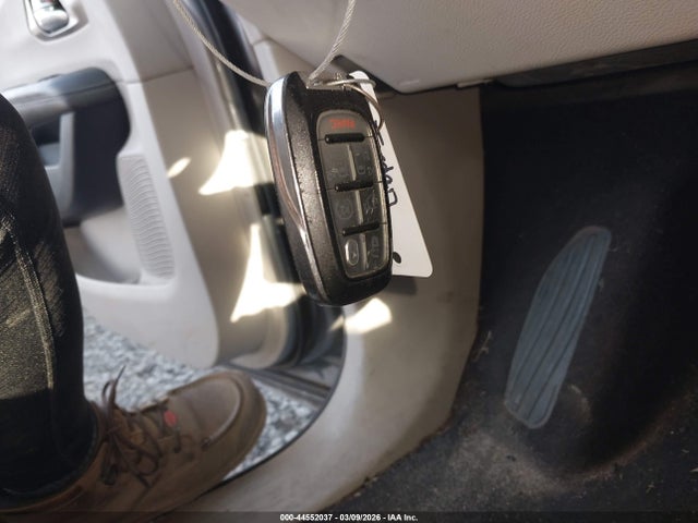 2020 CHRYSLER VOYAGER 2C4RC1DG7LR211881 Photo 10