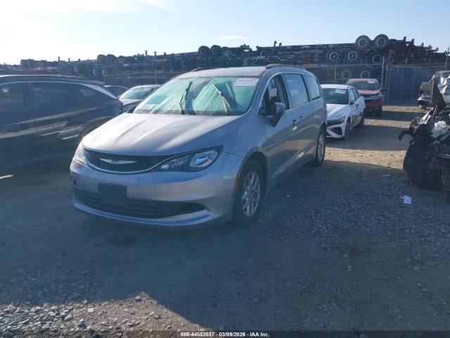 2020 CHRYSLER VOYAGER 2C4RC1DG7LR211881 Photo 1