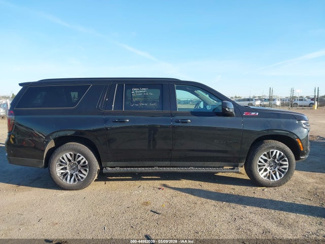 Chevrolet Suburban 4wd Z71 2025 1GNS6DRD0SR216215 Image 13