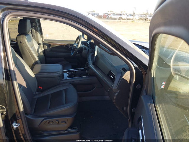 Chevrolet Suburban 4wd Z71 2025 1GNS6DRD0SR216215 Image 5