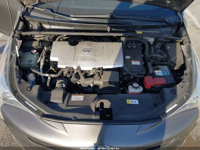 JTDKBRFU1G3530732 Toyota Prius Two