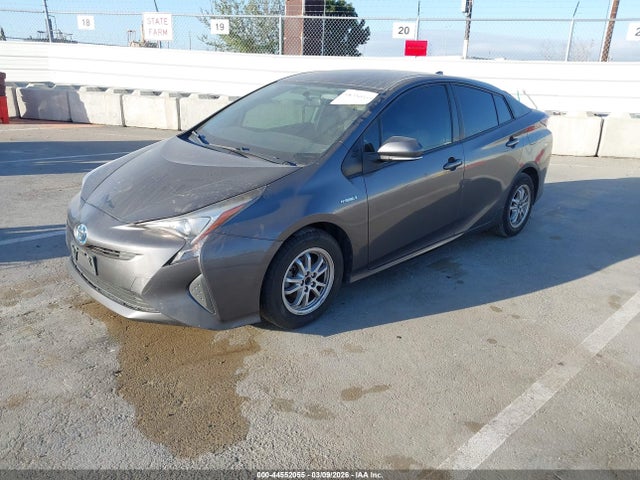 JTDKBRFU1G3530732 Toyota Prius Two