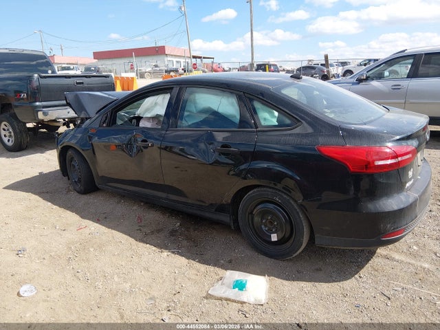 Ford FOCUS S 2015 1FADP3E20FL338830 Image 14