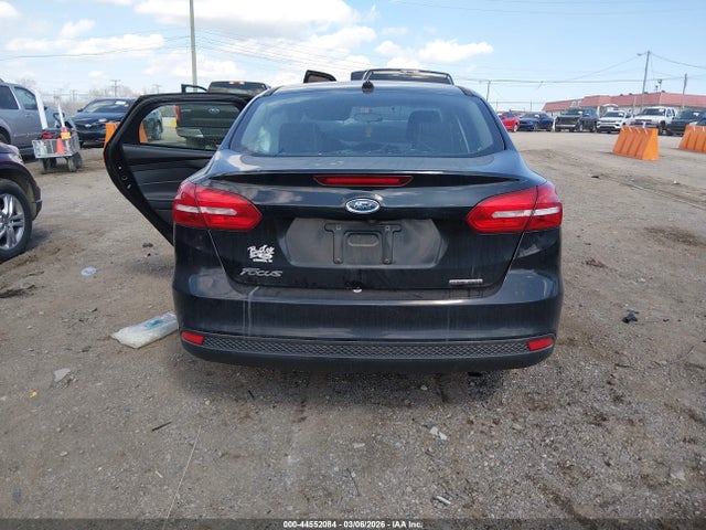 Ford FOCUS S 2015 1FADP3E20FL338830 Image 16