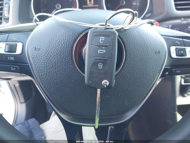 44552112 :رقم المزاد ، 1VWAS7A39GC055231 vin ، 2016 Volkswagen Passat 1.8t S مزاد بيع