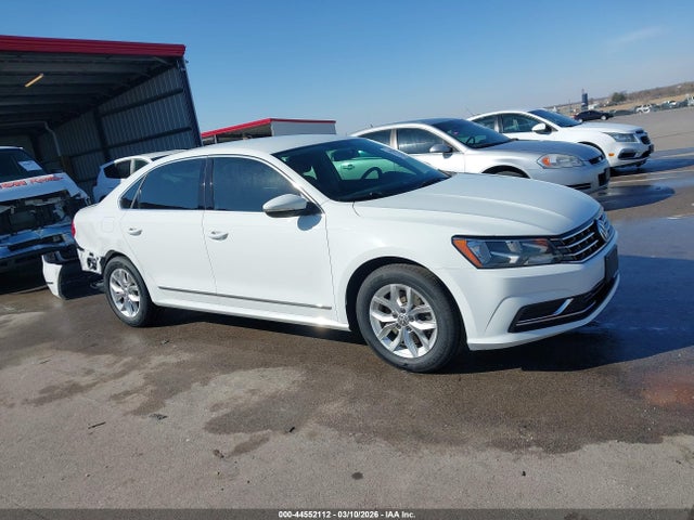 1VWAS7A39GC055231 Volkswagen Passat 1.8t S