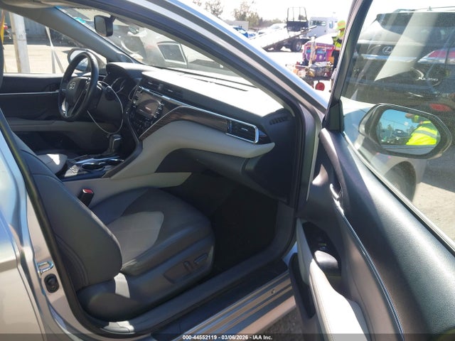 4T1B11HK4JU026902 Toyota CAMRY XLE
