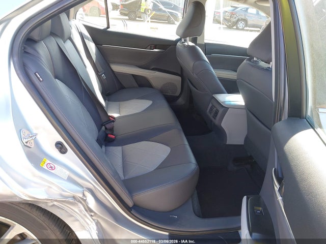 4T1B11HK4JU026902 Toyota CAMRY XLE